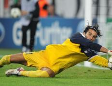 阿扎伦卡与30激战切尔西分钟，最后时刻胜负难料！，塔图姆焦点对战引发球迷热议